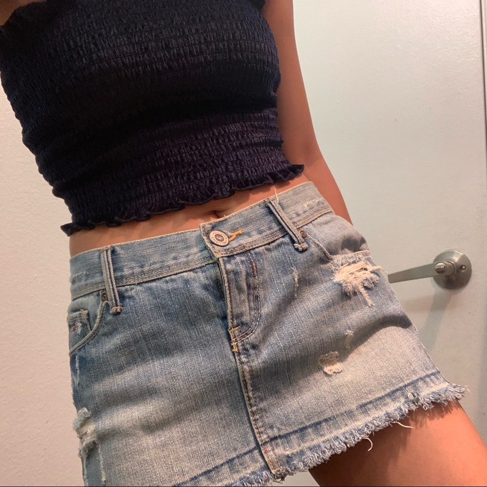 Hollister mini skirt (early 2000’s)